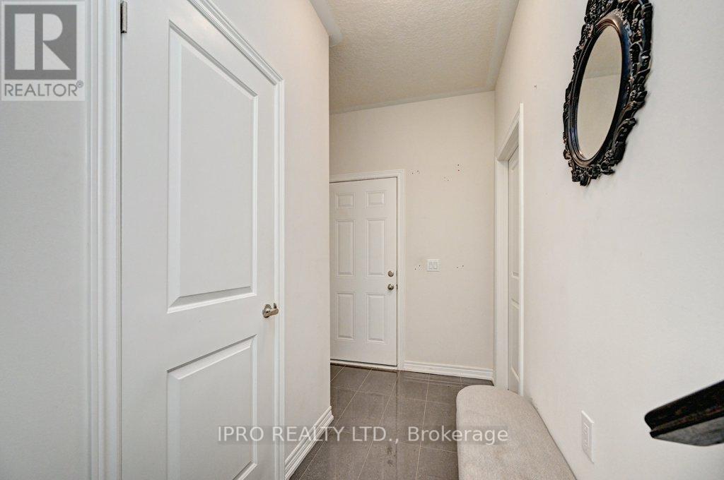 Property at 624 BECKVIEW CRESCENT image 5