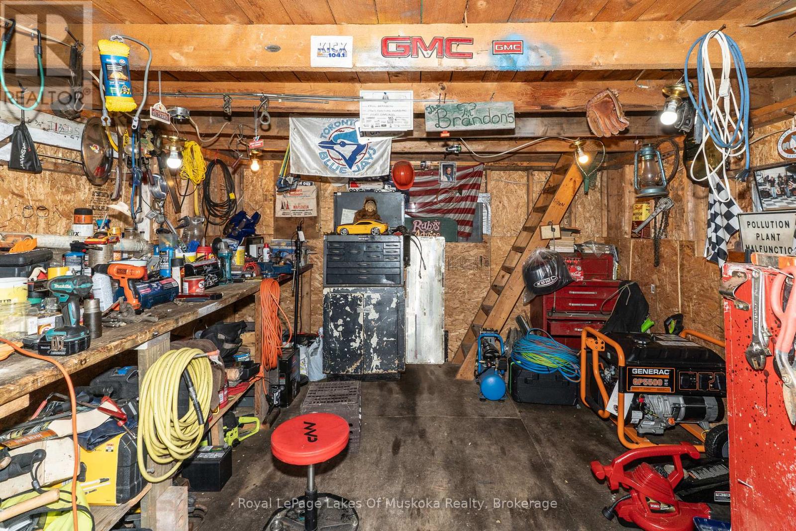 2709 Muskoka District 118 Road W, Muskoka Lakes, Ontario  P0B 1J0 - Photo 11 - X12249655