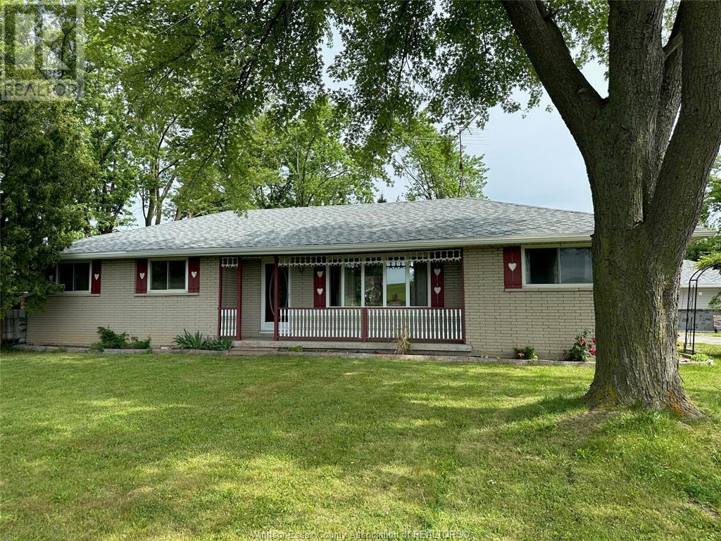 MLS# 25016231: 256 COUNTY RD 42, Lakeshore, Canada