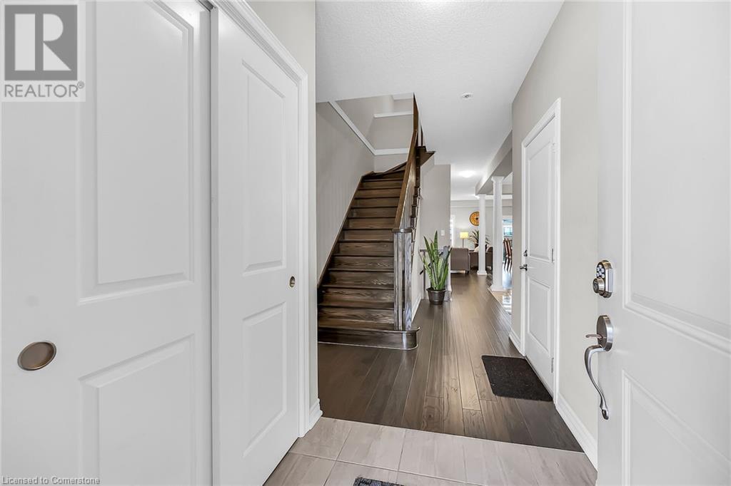 55 Rockledge Drive, Hannon, Ontario  L0R 1P0 - Photo 3 - 40742450