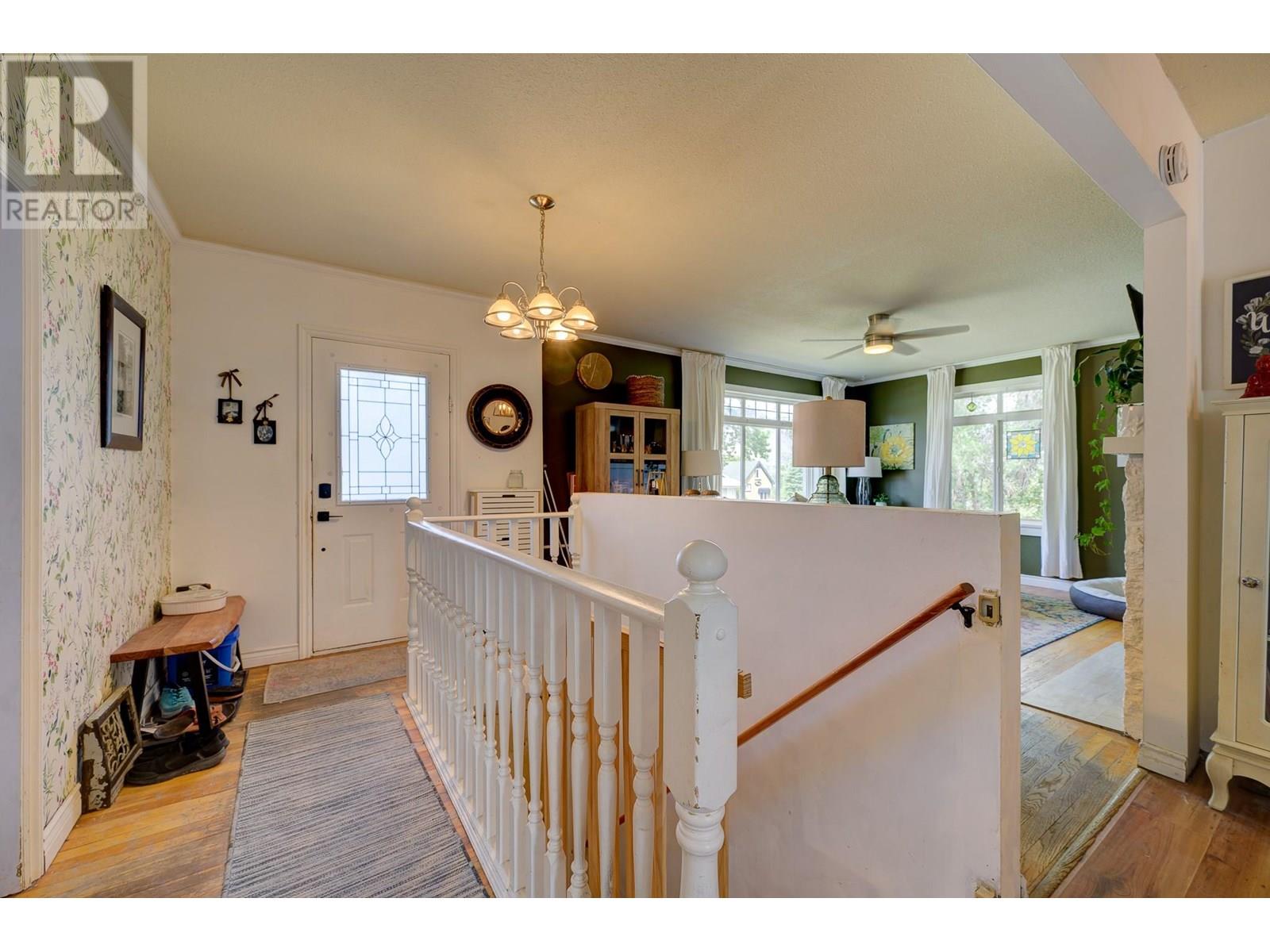 Property at 647 St Paul Street image 2