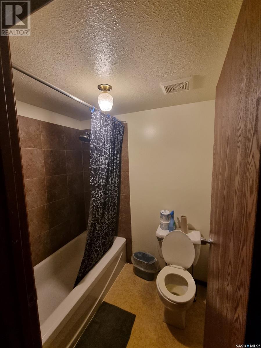102 9th Street W, Meadow Lake, Saskatchewan  S9X 1Y4 - Photo 12 - SK010912