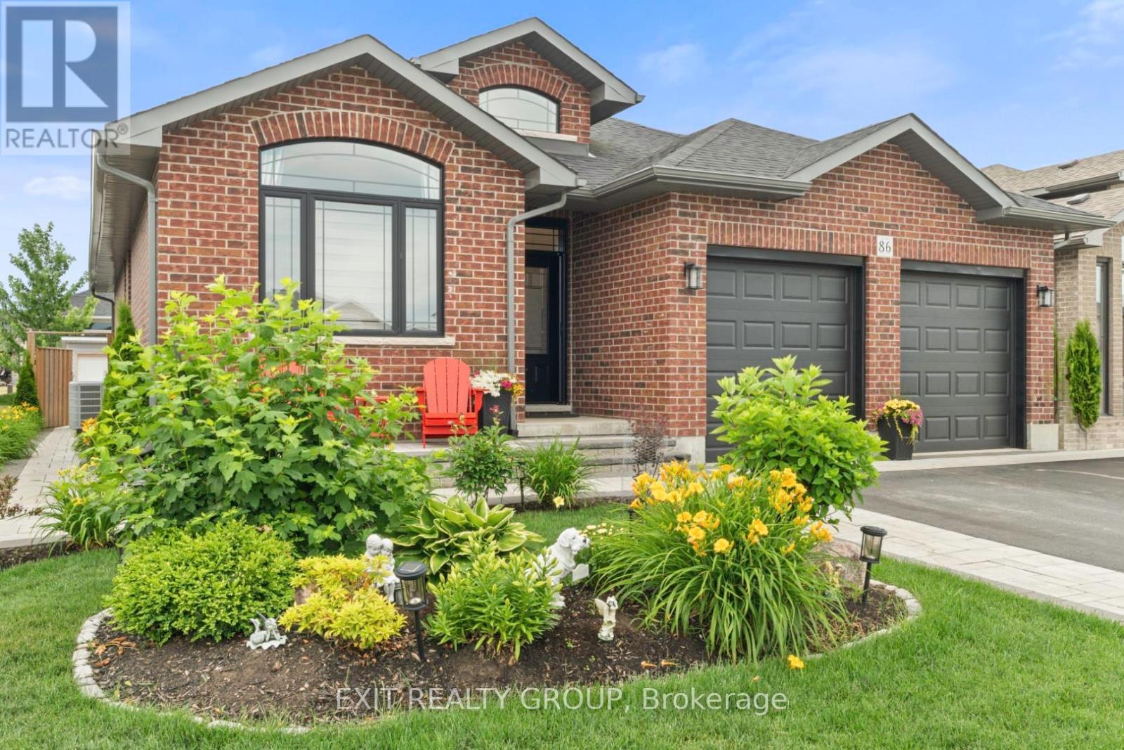 Property at 86 ESSEX DRIVE image 1