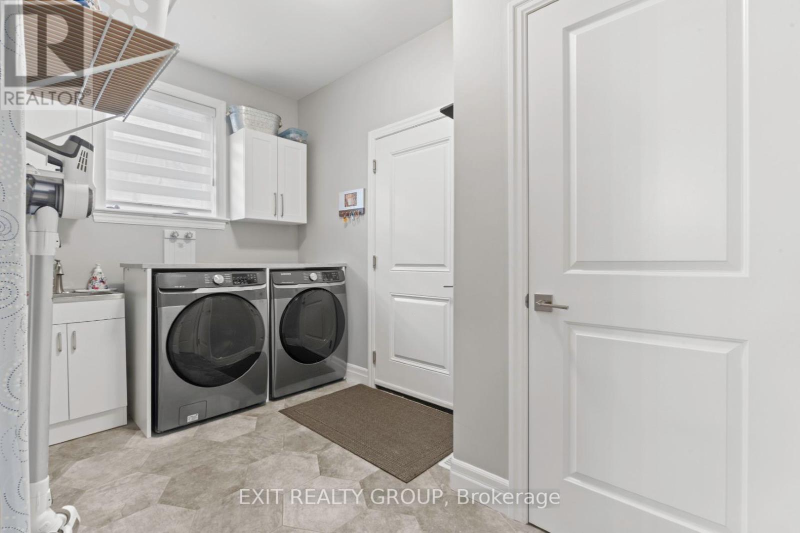 86 Essex Drive, Belleville, Ontario  K8N 0J1 - Photo 16 - X12249814