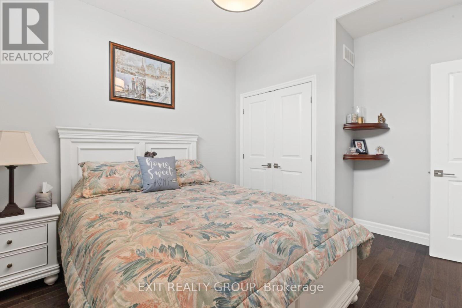 86 Essex Drive, Belleville, Ontario  K8N 0J1 - Photo 17 - X12249814