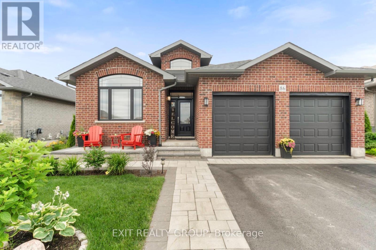 Property at 86 ESSEX DRIVE image 2