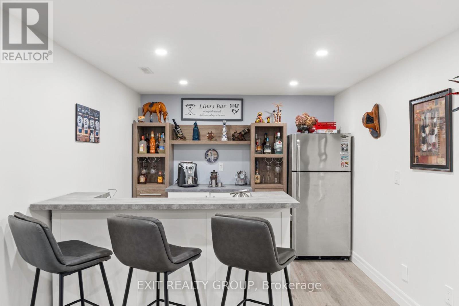 86 Essex Drive, Belleville, Ontario  K8N 0J1 - Photo 29 - X12249814