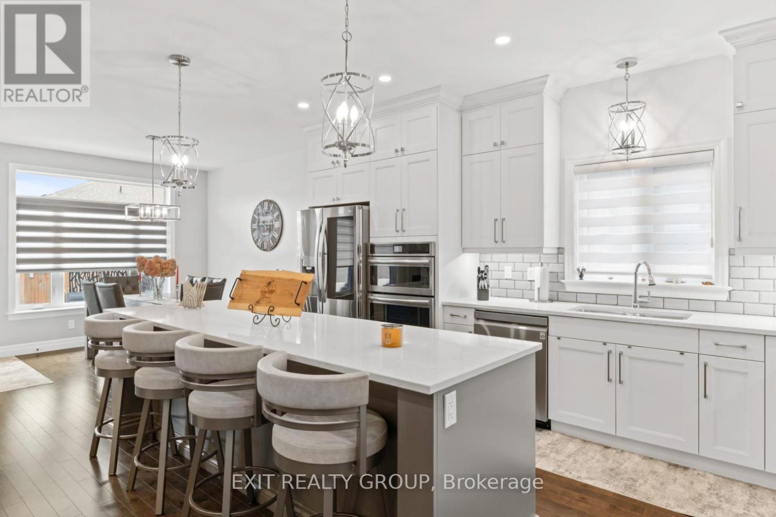 86 Essex Drive, Belleville, Ontario  K8N 0J1 - Photo 9 - X12249814