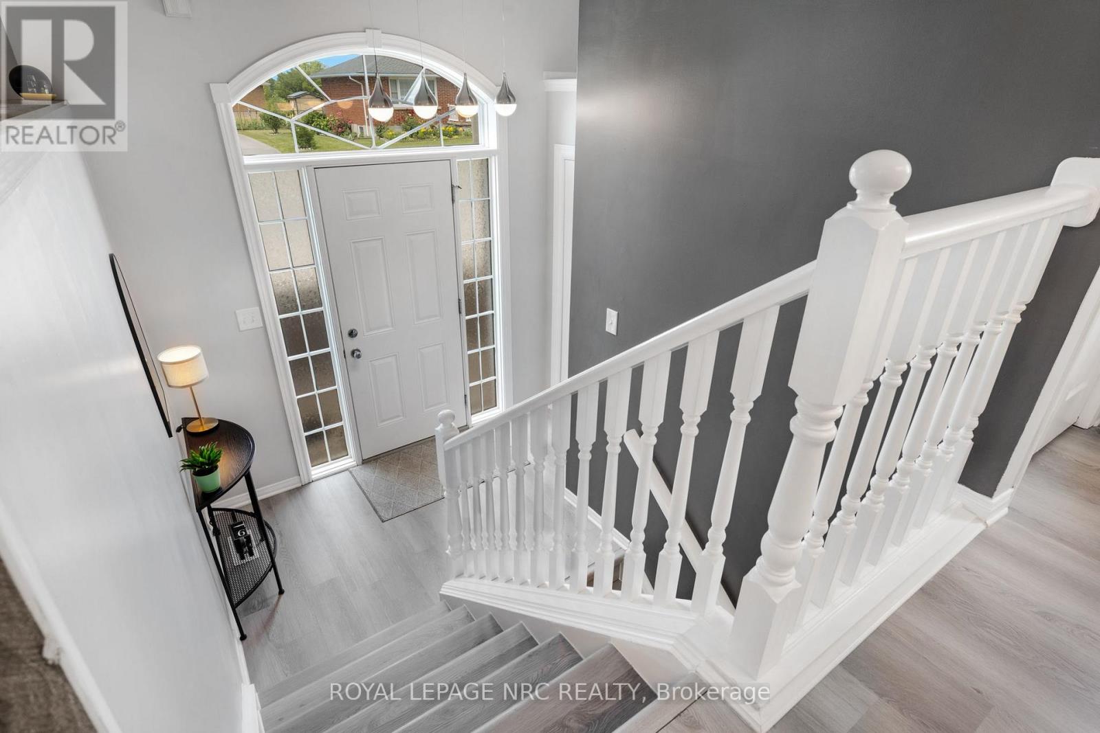 Property at 118 IDYLEWYLDE STREET image 3