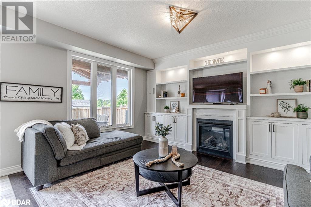 Property at 7 GARBUTT Crescent image 4