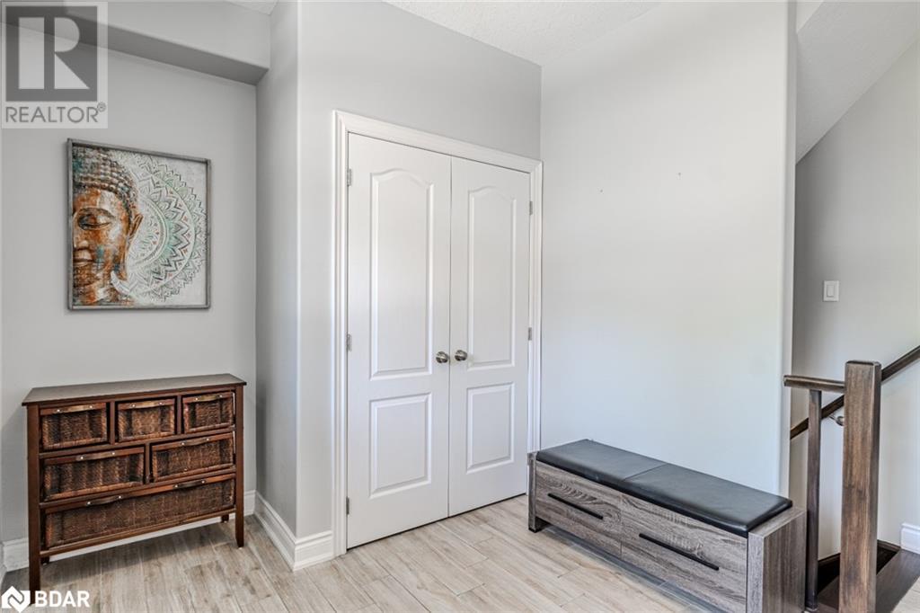 Property at 7 GARBUTT Crescent image 3