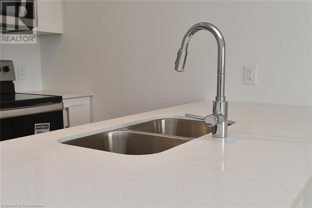 1936 Rymal Road E Unit# 519, Stoney Creek, Ontario  L0R 1P0 - Photo 16 - 40740128