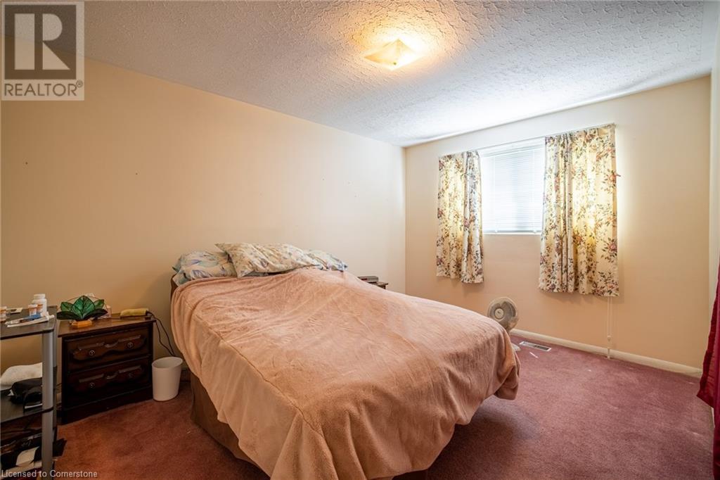176 Laurier Avenue, Hamilton, Ontario  L9C 3S6 - Photo 12 - 40745935