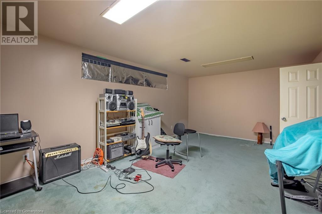 176 Laurier Avenue, Hamilton, Ontario  L9C 3S6 - Photo 14 - 40745935
