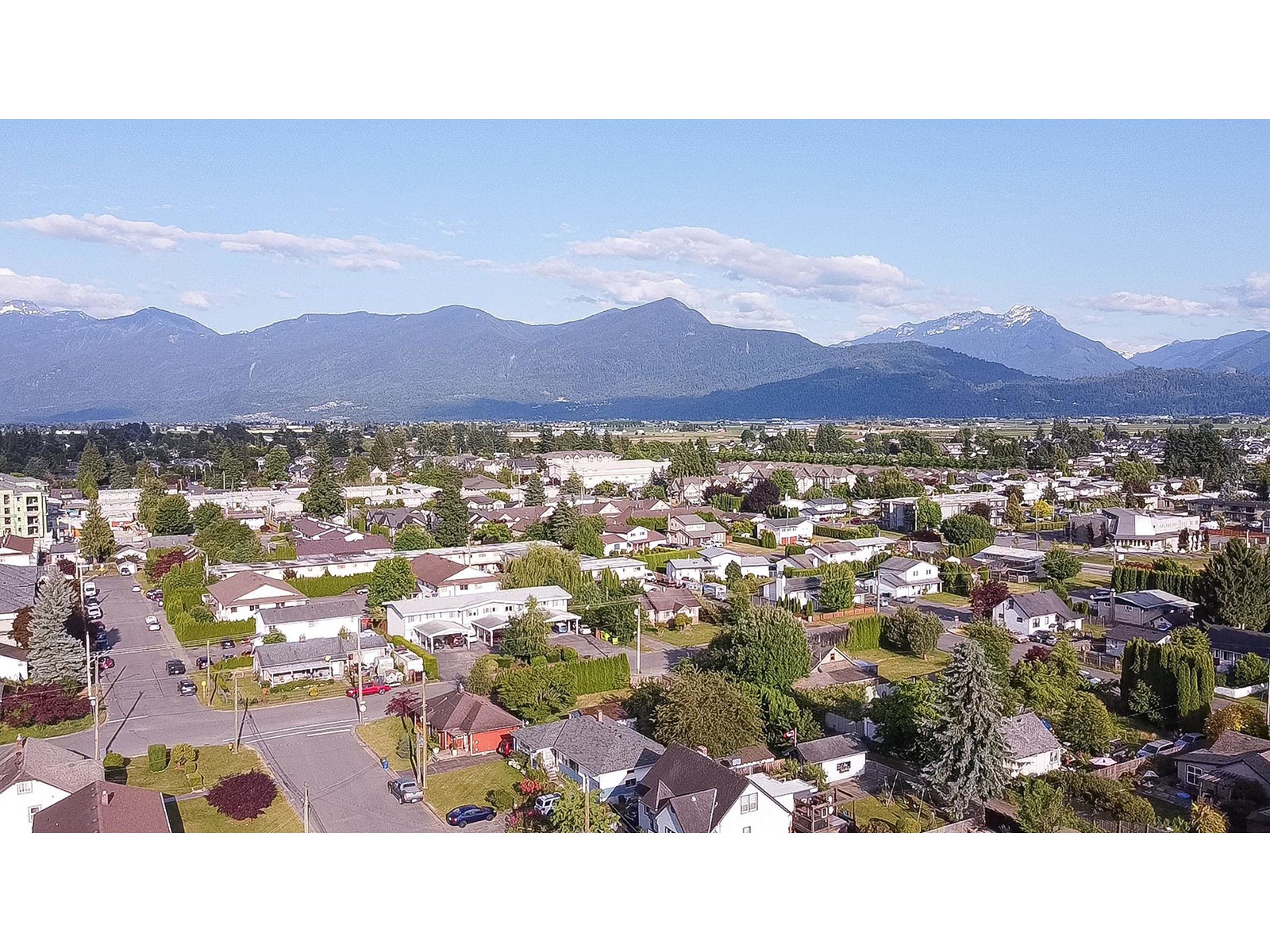 Property at 46235 PRINCESS AVENUE image 4