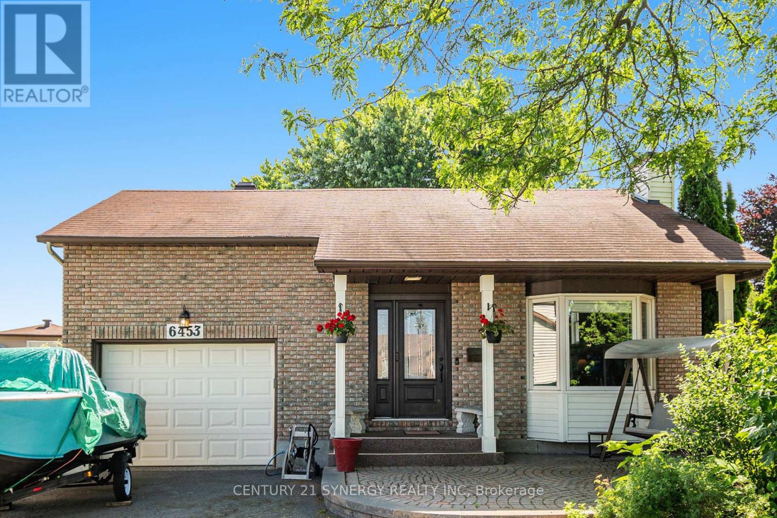 Property at 6453 VISENEAU DRIVE image 3