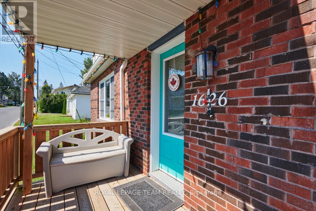 Property at 1626 WALLACE STREET image 2