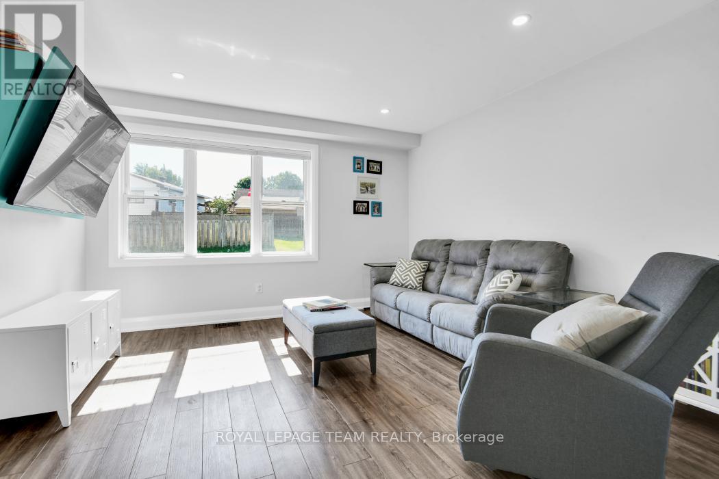 Property at 1626 WALLACE STREET image 5
