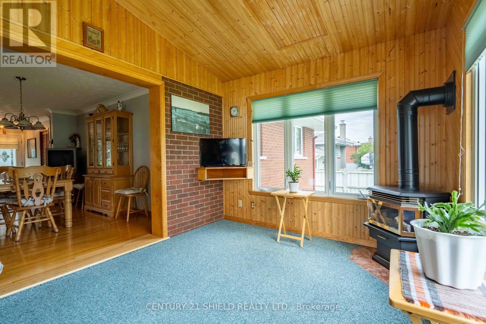 Property at 1921 CONCORDE AVENUE image 5