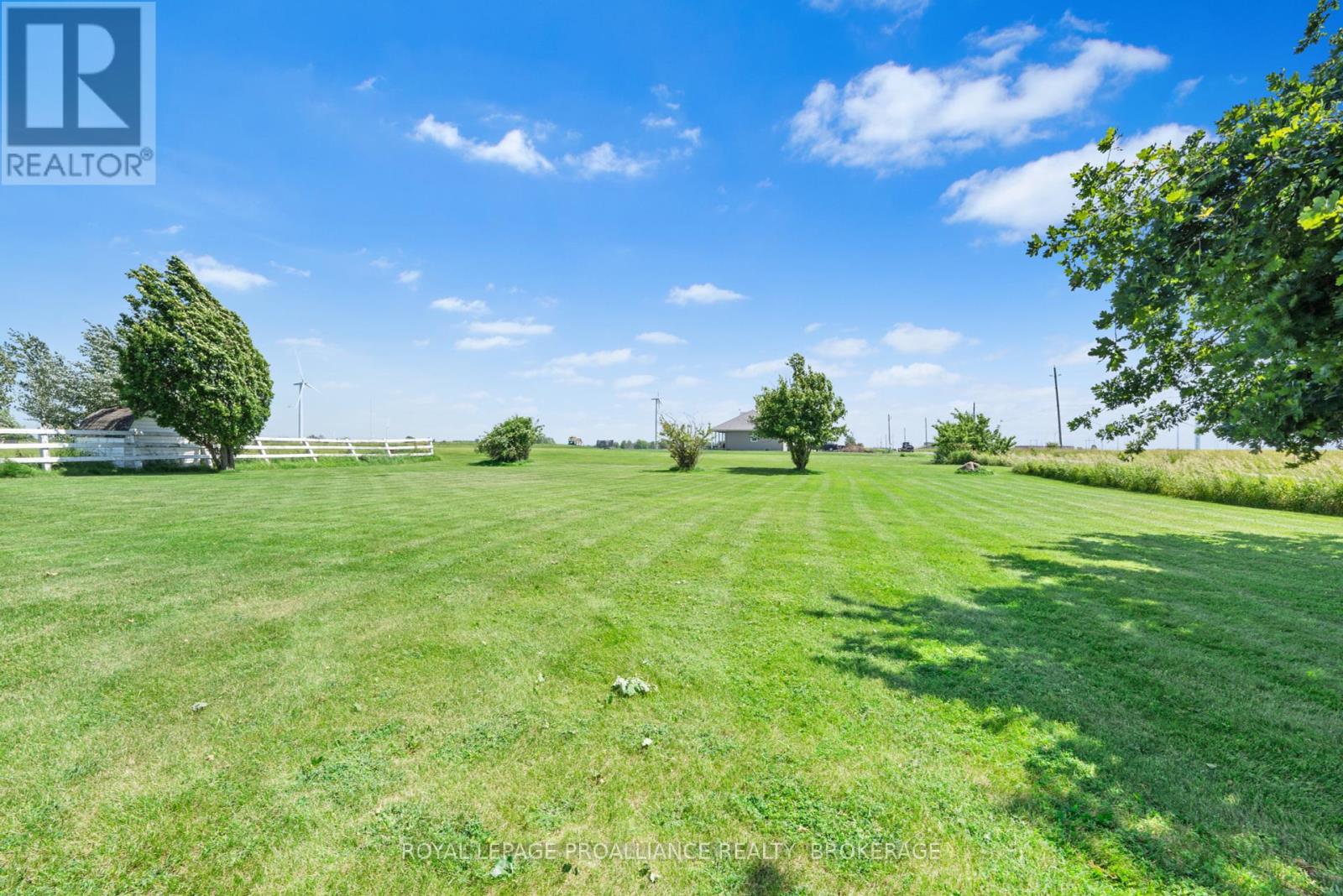 631 Highway 96, Frontenac Islands, Ontario  K0H 2Y0 - Photo 29 - X12249955