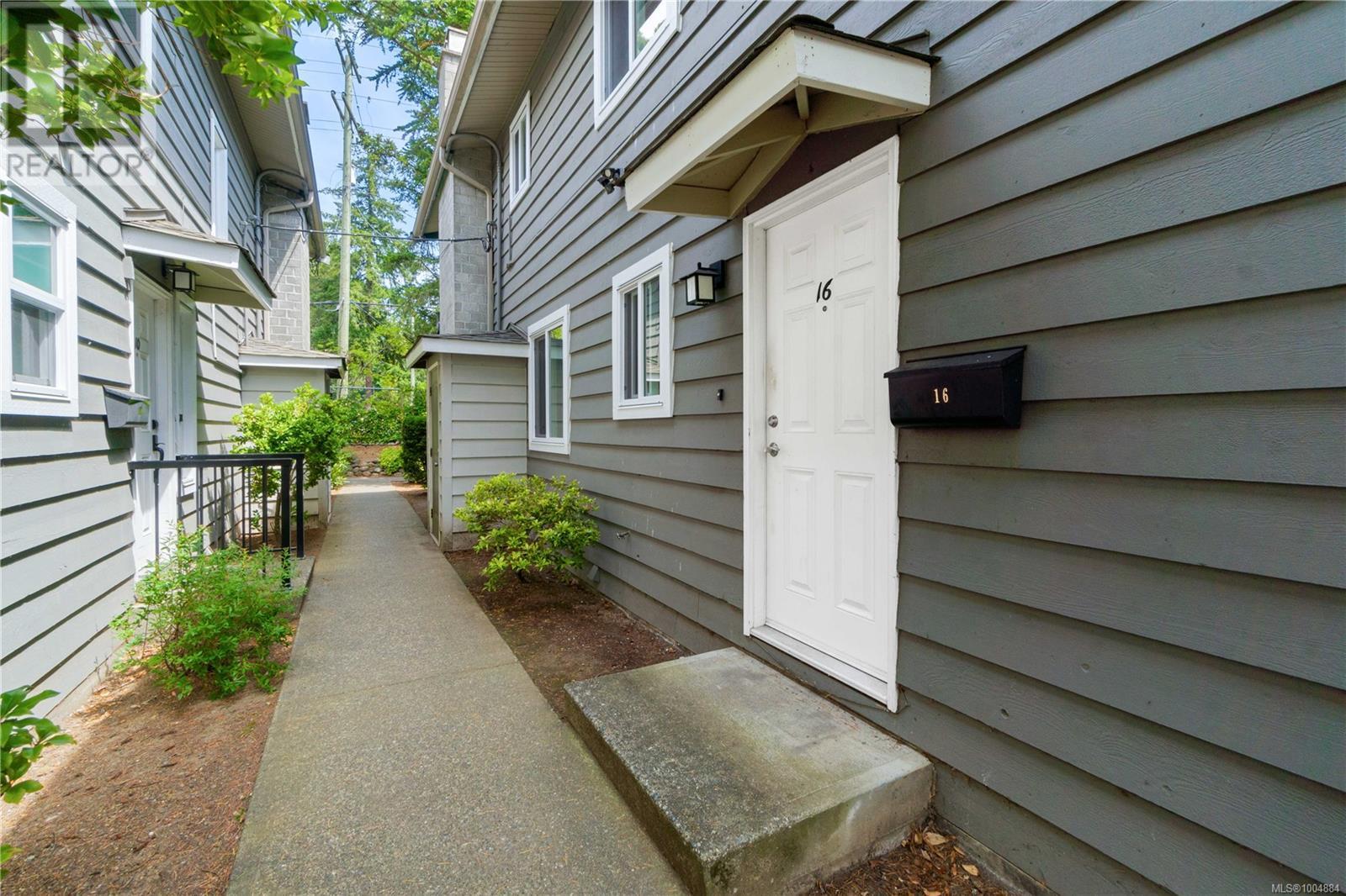 16 211 Buttertubs Pl, Nanaimo, British Columbia  V9R 3X8 - Photo 2 - 1004884