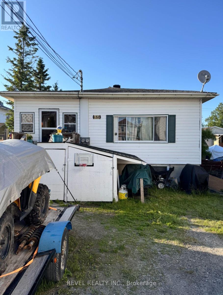 132 Bruce Avenue, Timmins, Ontario  P0N 1H0 - Photo 1 - T12249915