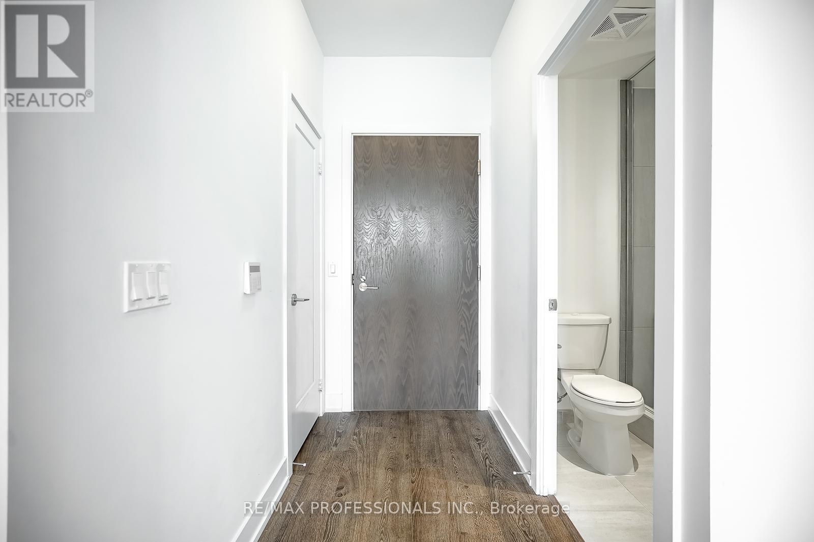 4332 - 5 Mabelle Avenue, Toronto, Ontario  M9A 0C8 - Photo 13 - W12249676