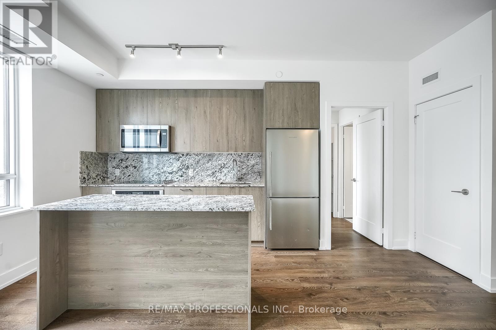 4332 - 5 Mabelle Avenue, Toronto, Ontario  M9A 0C8 - Photo 15 - W12249676