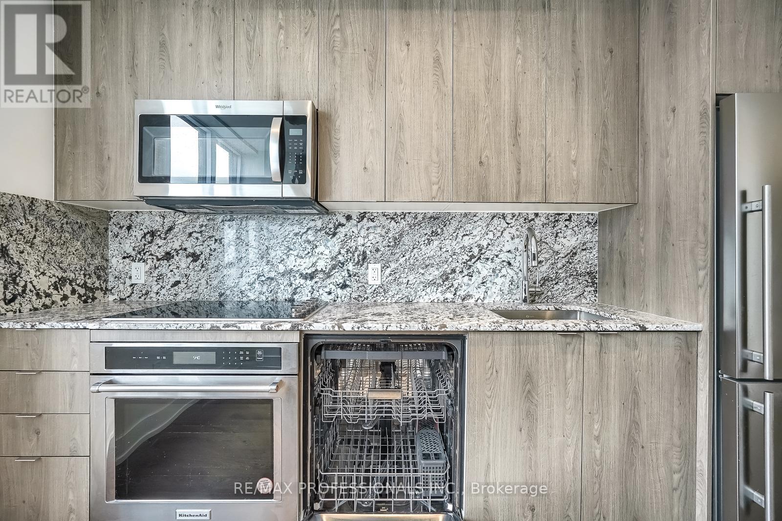 4332 - 5 Mabelle Avenue, Toronto, Ontario  M9A 0C8 - Photo 19 - W12249676