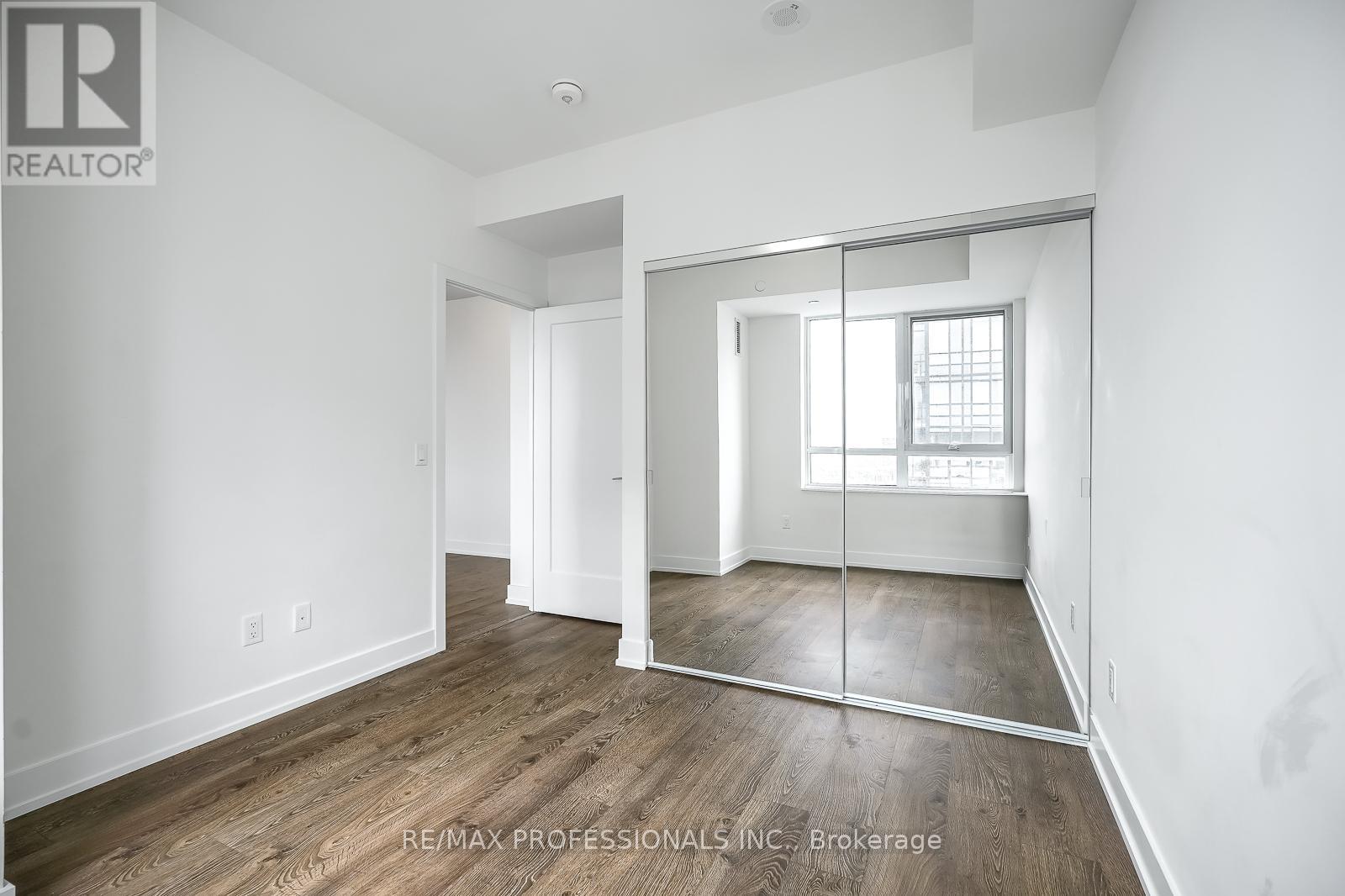 4332 - 5 Mabelle Avenue, Toronto, Ontario  M9A 0C8 - Photo 25 - W12249676