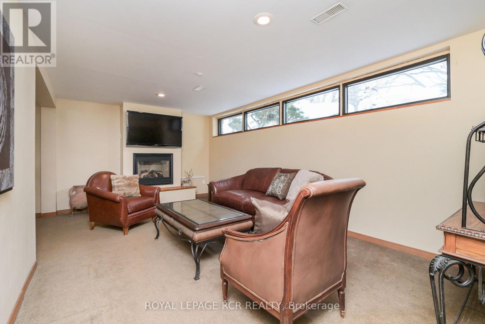31 Forest Park Road, Orangeville, Ontario  L9W 1A1 - Photo 26 - W12249738