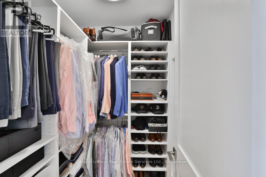 182 Charnwood Drive, Oakville, Ontario L6J 5H1 - Photo 27 - W12249941