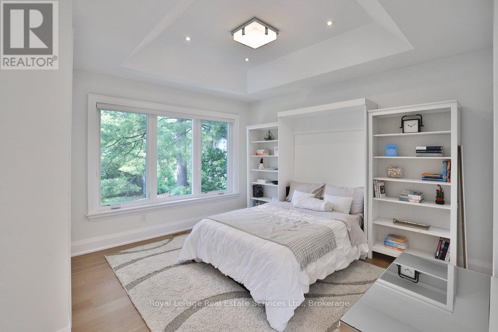 182 Charnwood Drive, Oakville, Ontario L6J 5H1 - Photo 29 - W12249941