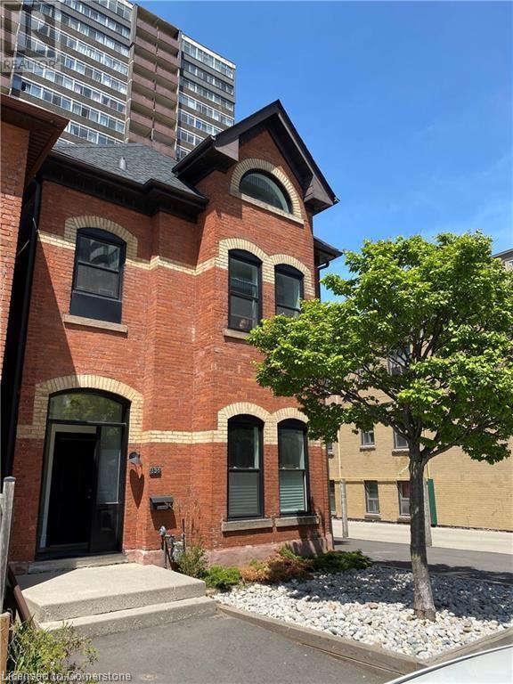 130 Caroline Street S Unit# 1b, Hamilton, Ontario  L8P 3K8 - Photo 1 - 40745926