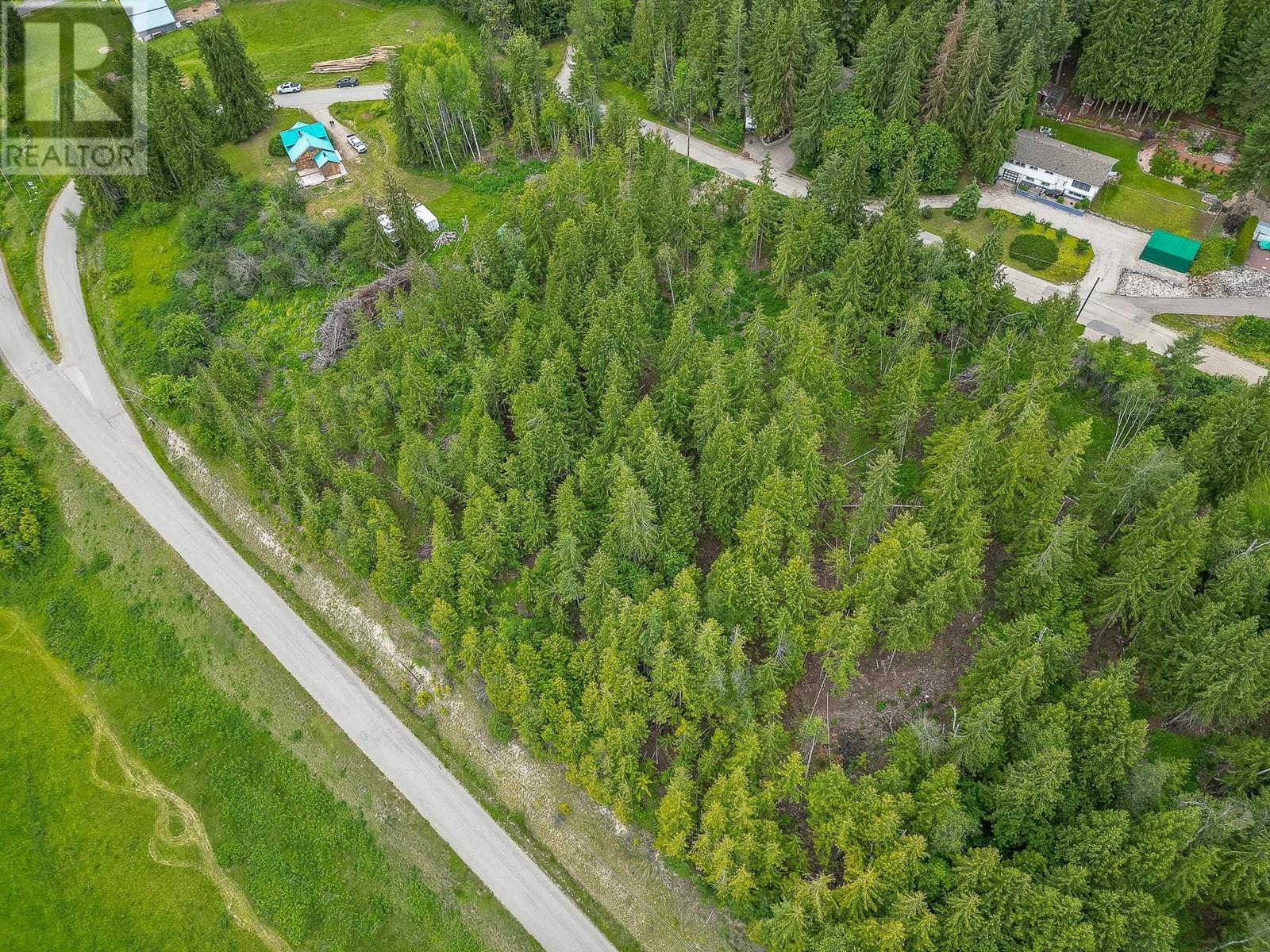 125 Timberlane Road, Enderby, British Columbia  V0E 1V1 - Photo 5 - 10353907