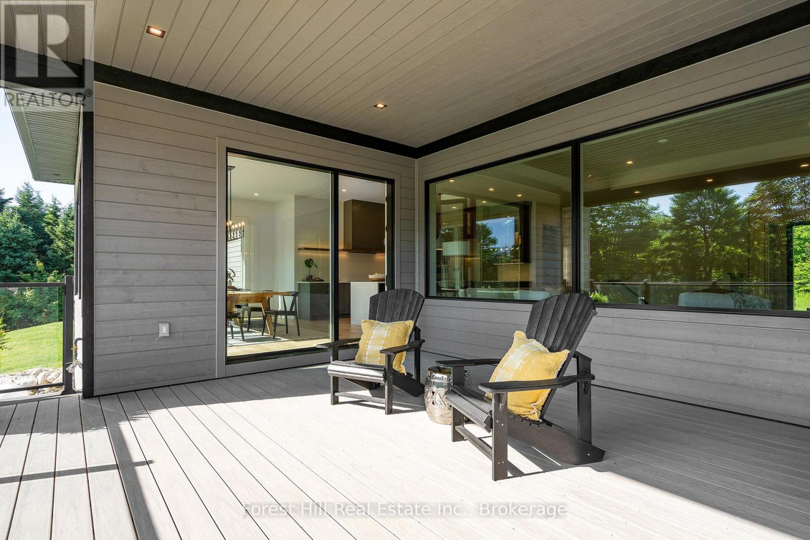 147 Blue Jay Crescent, Grey Highlands, Ontario  N0C 1H0 - Photo 23 - X12249951
