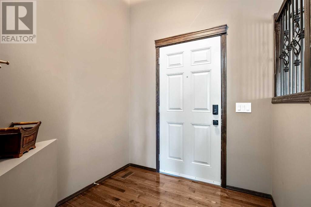 Property at 285 Evermeadow Avenue SW image 2