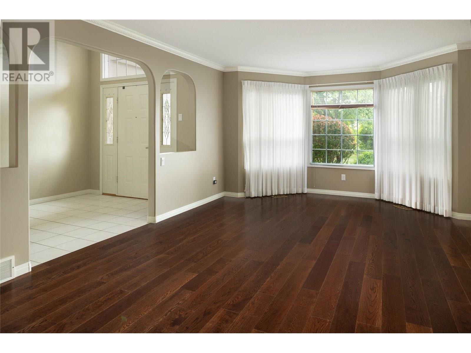 Property at 650 Lexington Drive Unit# 106 image 4