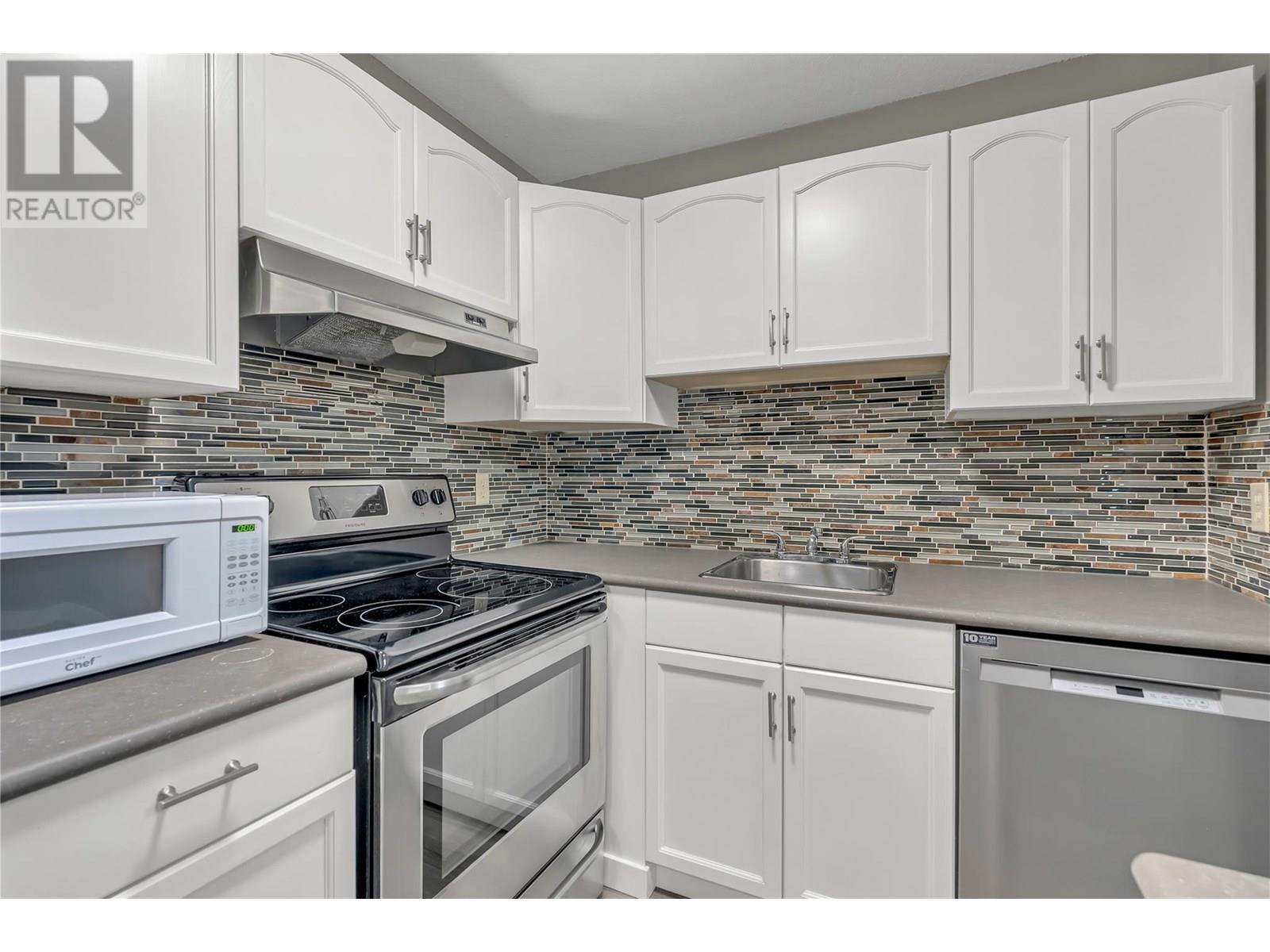 Property at 735 Cook Road Unit# 207C image 4