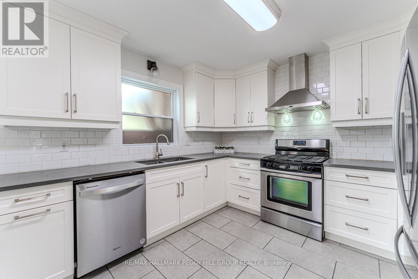 Property at 66 RAQUEL STREET image 4