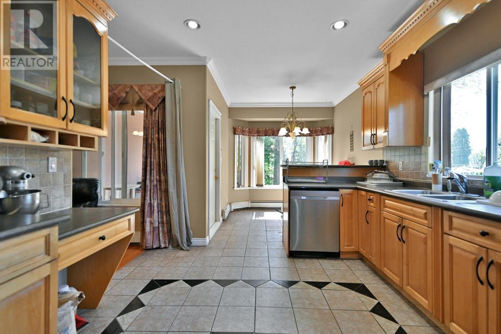 Property at 21008 BARKER AVENUE image 4