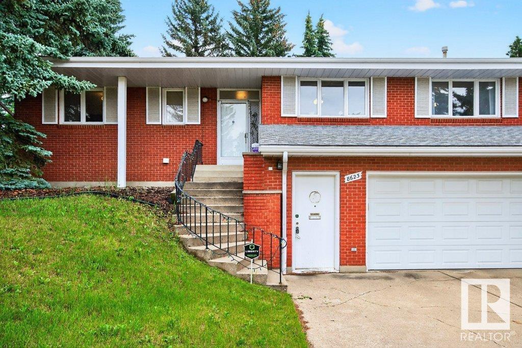 Property at 8623 137 ST NW image 2