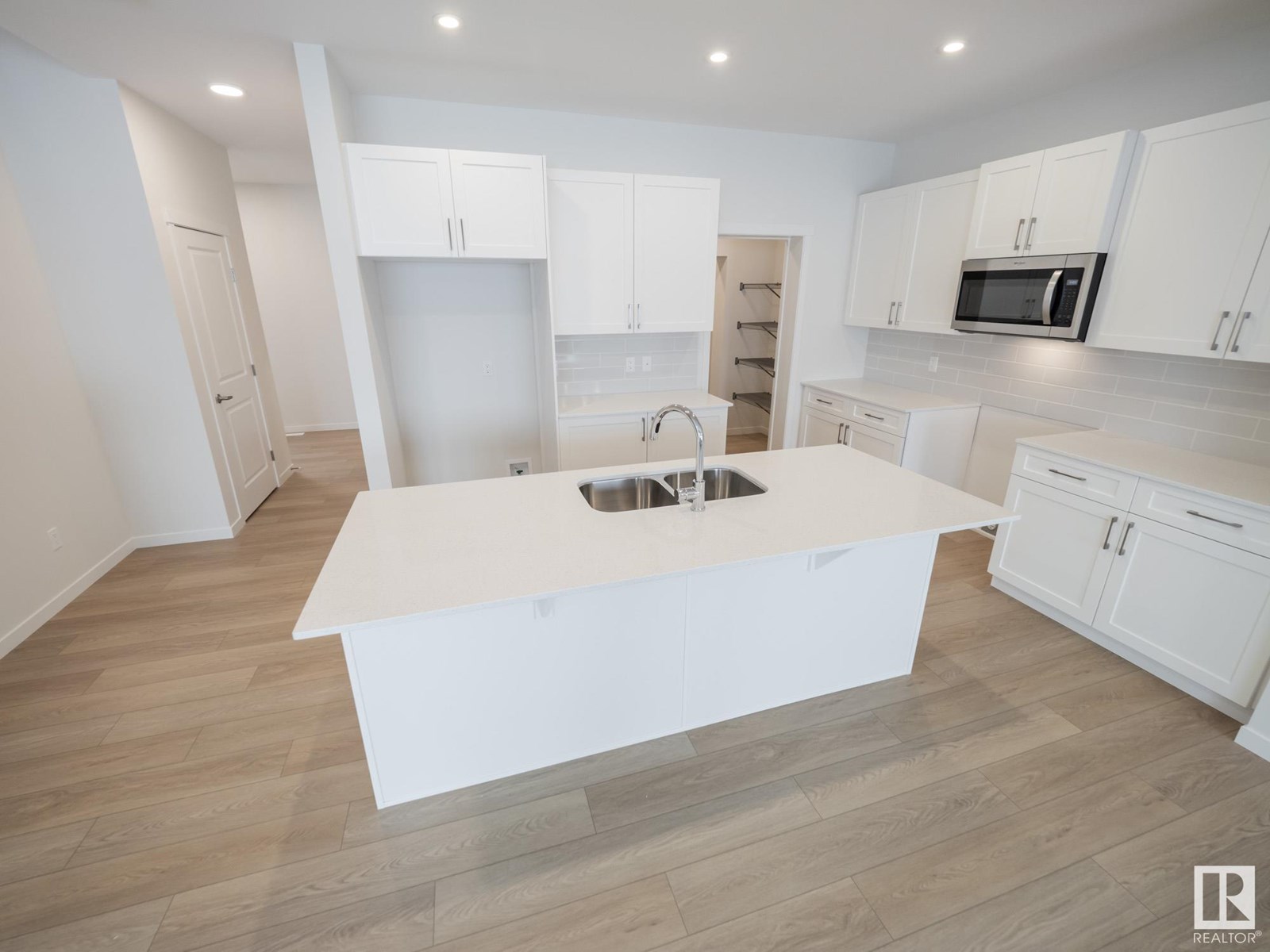 8720 224 St Nw, Edmonton, Alberta  T5T 7Y5 - Photo 7 - E4444706