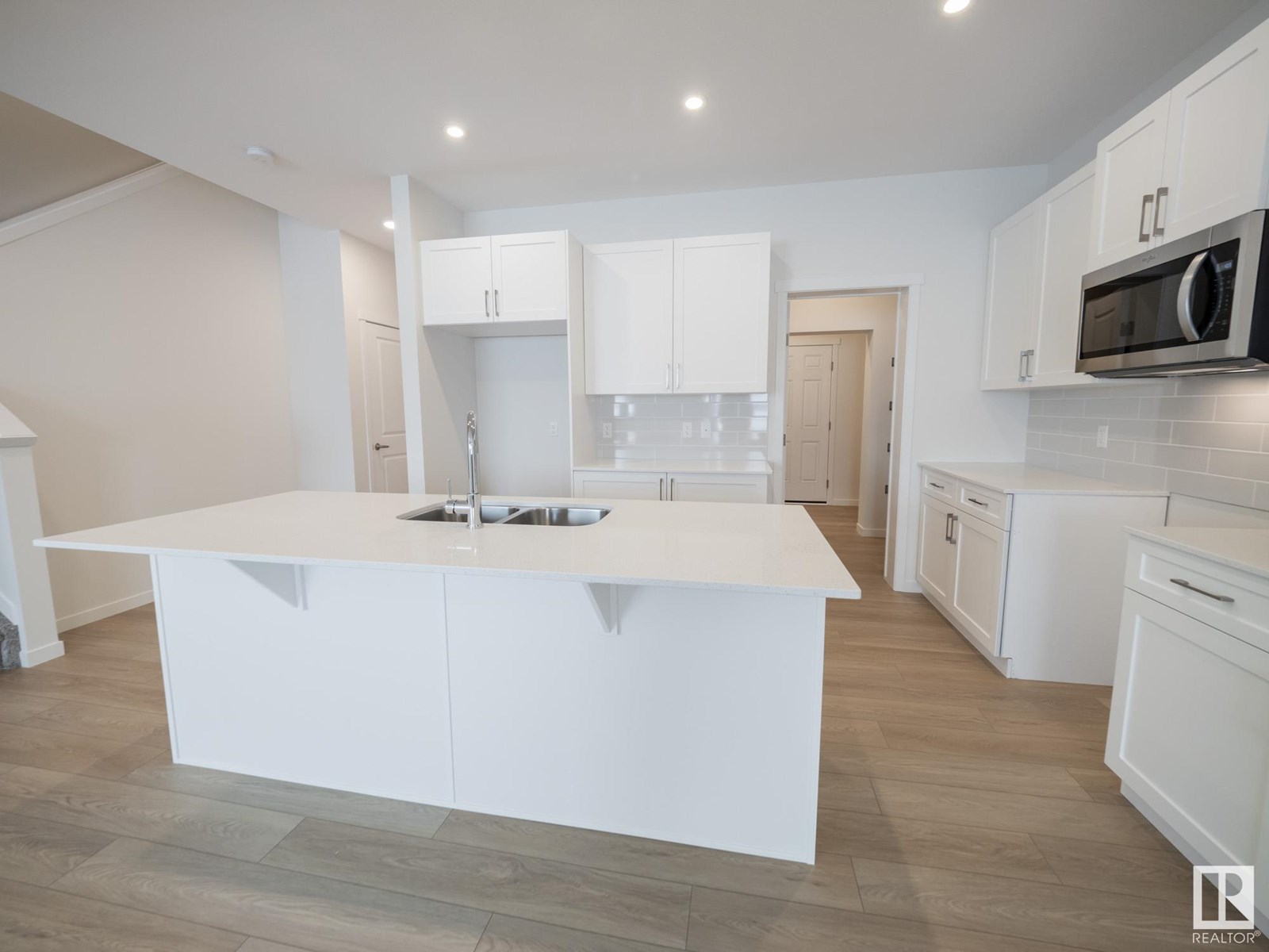 8720 224 St Nw, Edmonton, Alberta  T5T 7Y5 - Photo 8 - E4444706