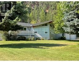 706 CENTRAL Avenue, midway, British Columbia