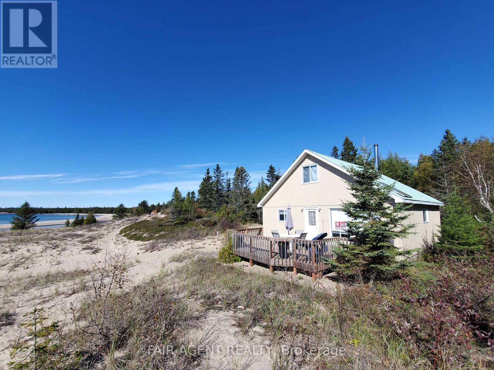 3753 Poplar Road, Burpee & Mills, Ontario  P0P 2B0 - Photo 2 - X12250026