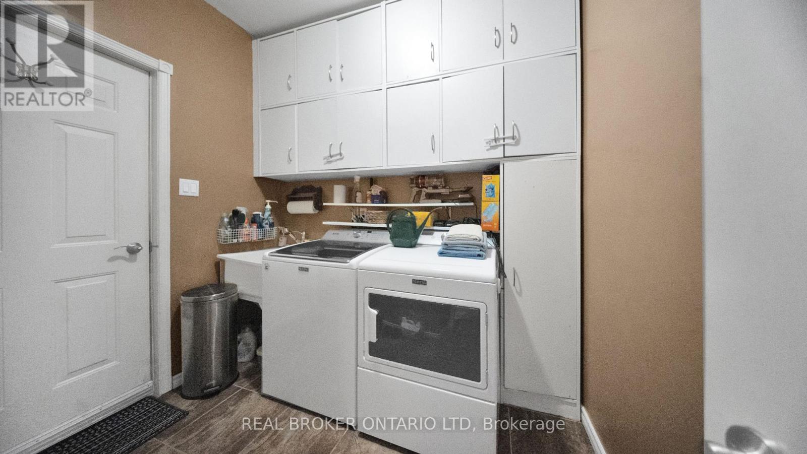 427 Olde Village Lane, Shelburne, Ontario  L0N 1S2 - Photo 18 - X12250096