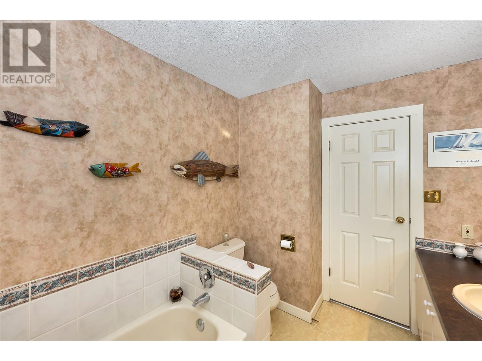 Property at 7870 Tronson Road image 4