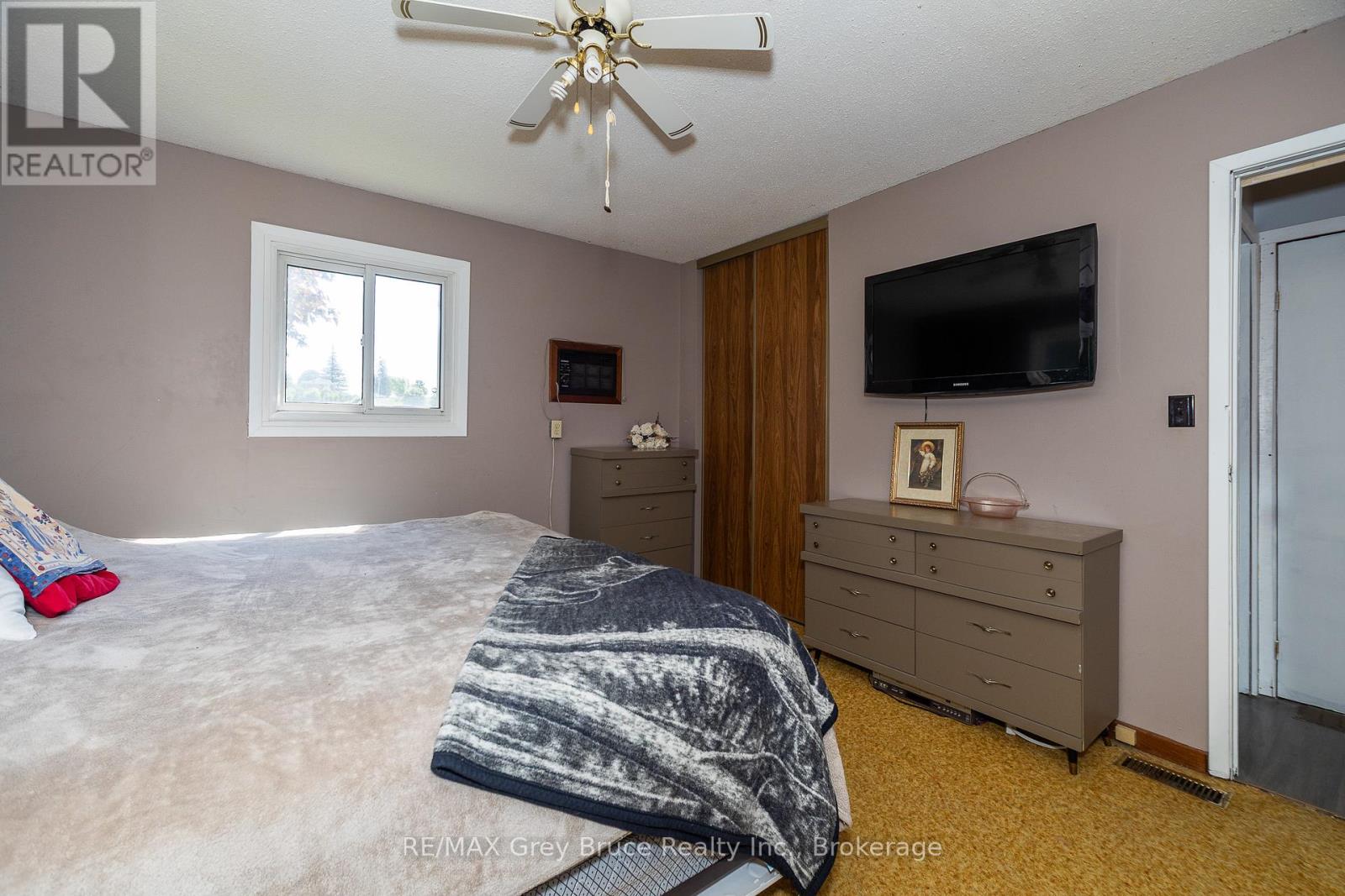 283 6 Concession, Arran-Elderslie, Ontario  N0H 2N0 - Photo 31 - X12250013