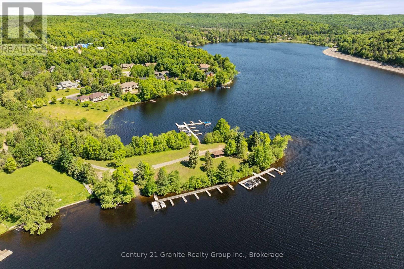 51 Farmcrest Avenue, Dysart Et Al, Ontario  K0M 1S0 - Photo 47 - X12250120